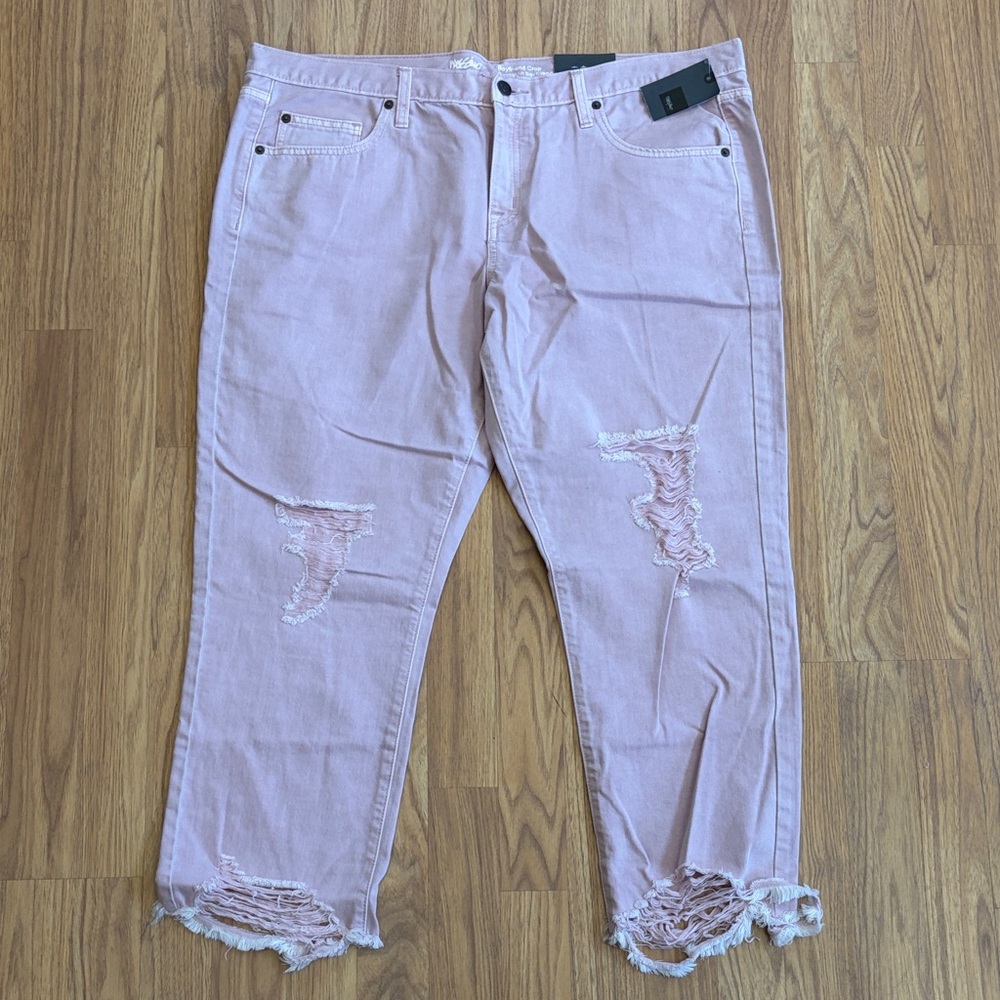 Mossimo Jeans Distressed Frayed Jeans NWT Size 16
